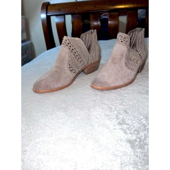 VINCE CAMUTO Taupe Suede Lasercut Side Design Back Zipper Ankle Bootie - Picture 2 of 9